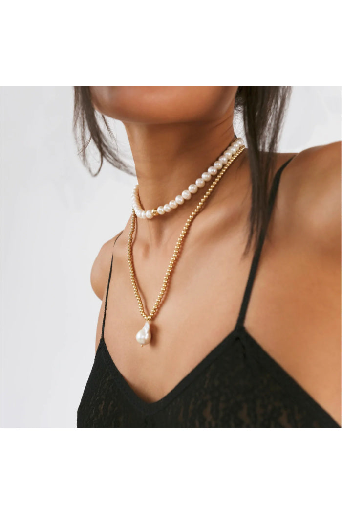 Pearl Girl Necklace in Gold - 14.5"