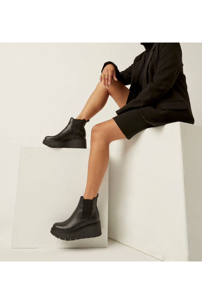 Grant Leather Boot in Black