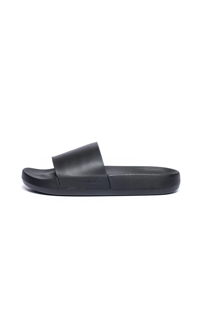 Kashiba-Lux Slides in Basic Black