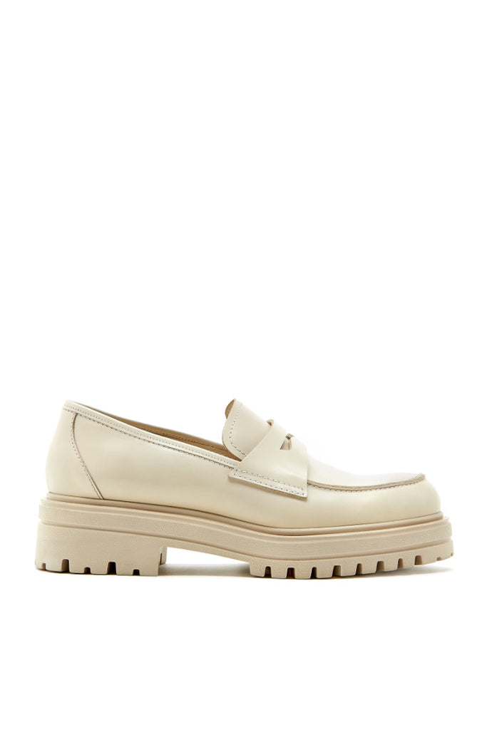 Reese Leather Loafer in White