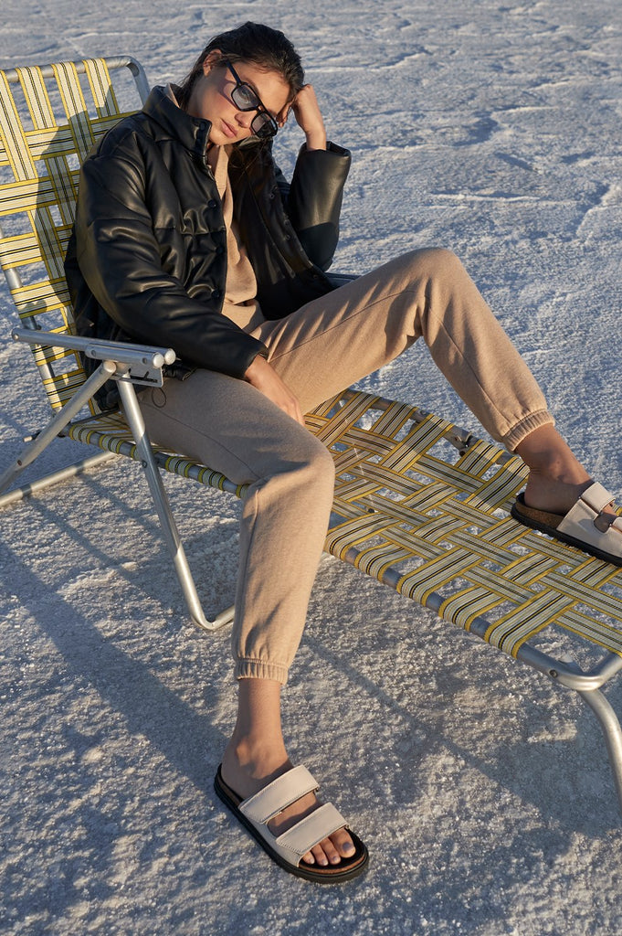 Kingston in Heather Camel