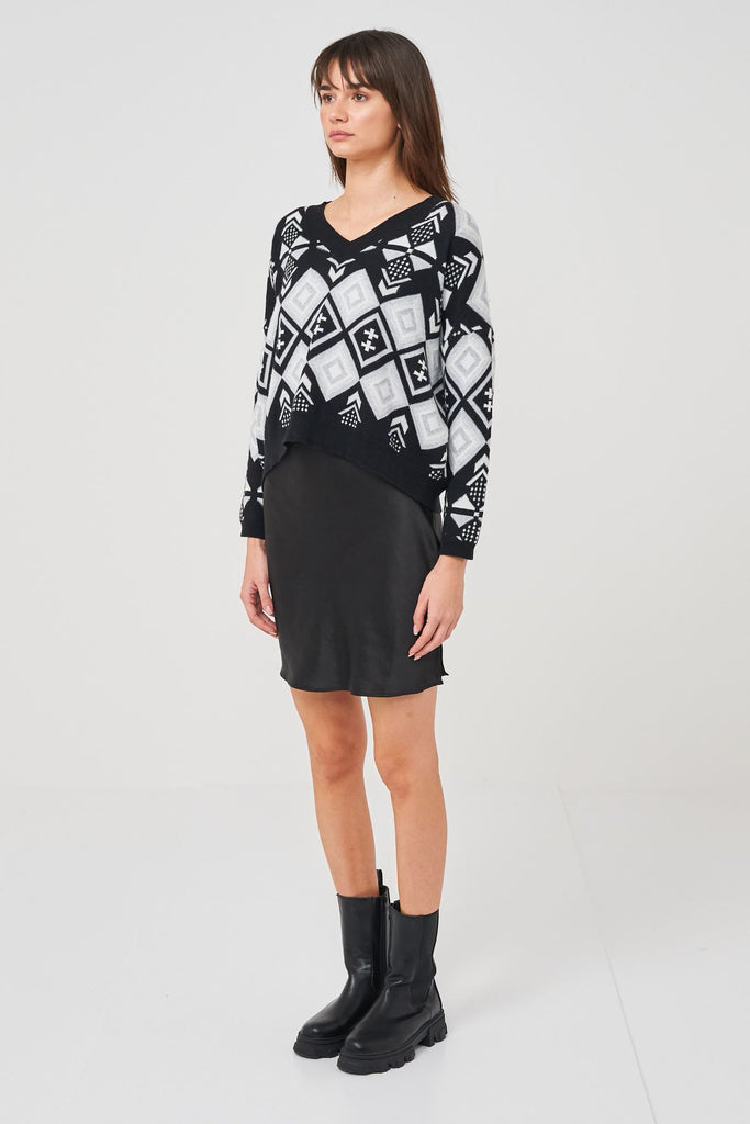 Pop Fairisle Victory V Sweater in Coal/Silver Haze